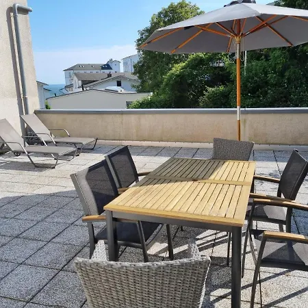 Grosse Mit Dachterrasse Am Marktplatz Apartment